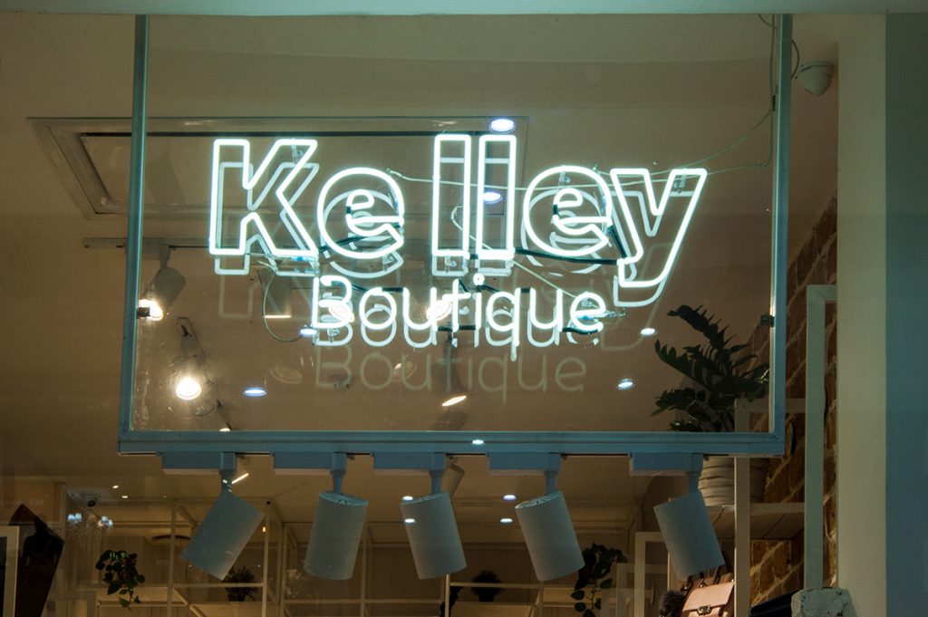 انواع تابلو مغازه | انواع تابلو فروشگاهی | ساخت تابلو مغازه | انواع تابلو مغازه