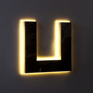 حروف استيل نقره ای براق