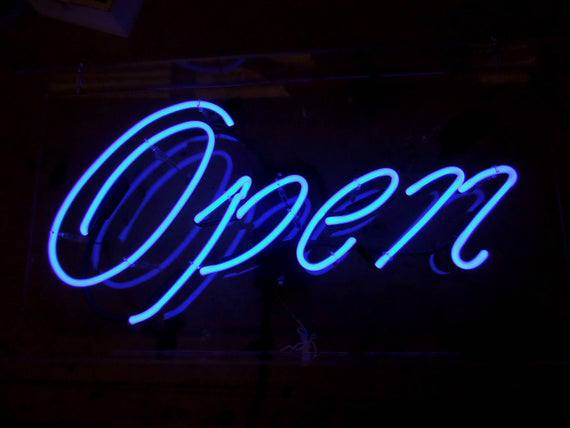 تابلو نئون پروتیک | ساخت تابلو نئون پروتیک